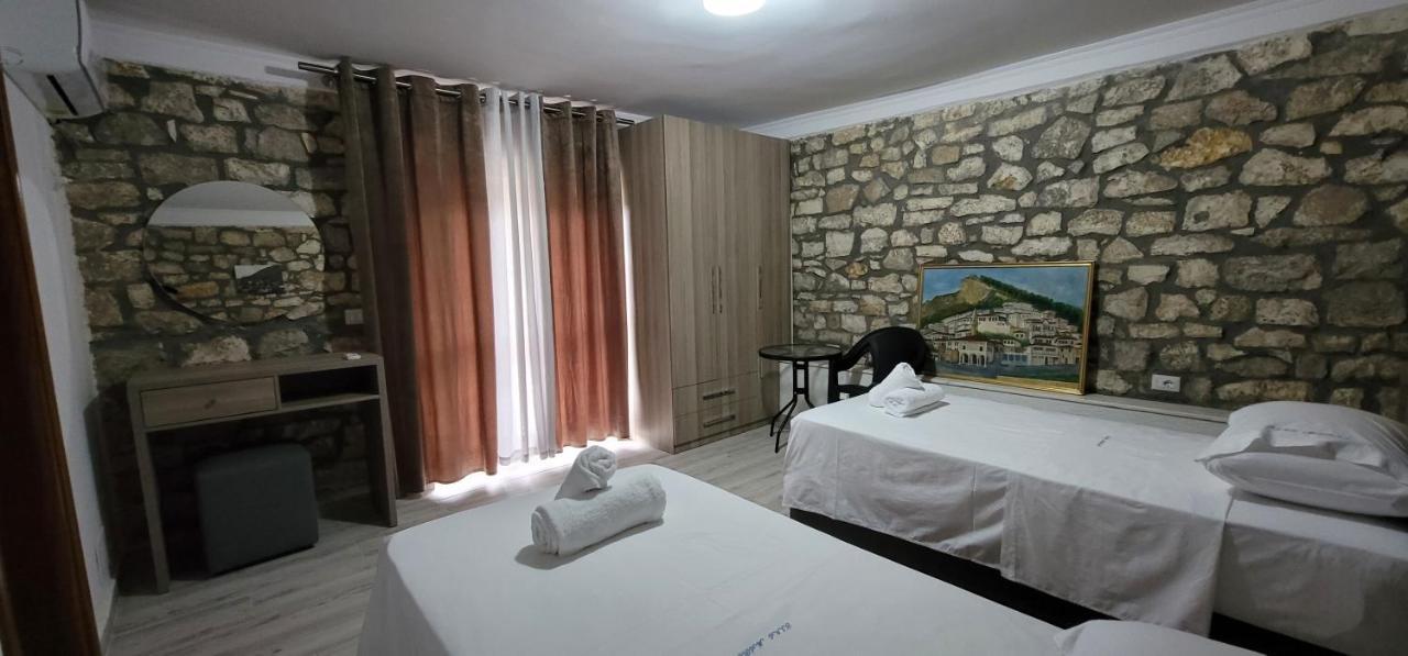 G&K Garden Hotel Berat Exterior foto